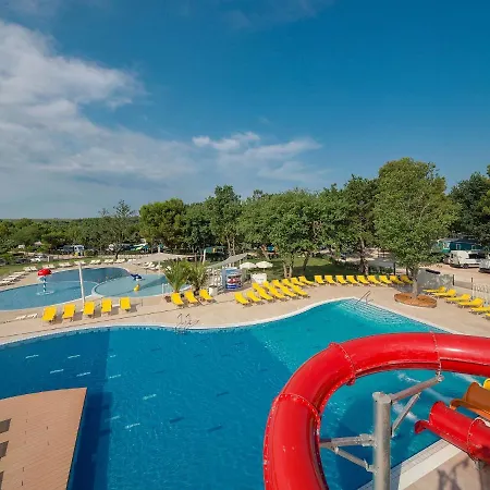 בית נופש Holiday Camping Lanterna By Interhome פורץ